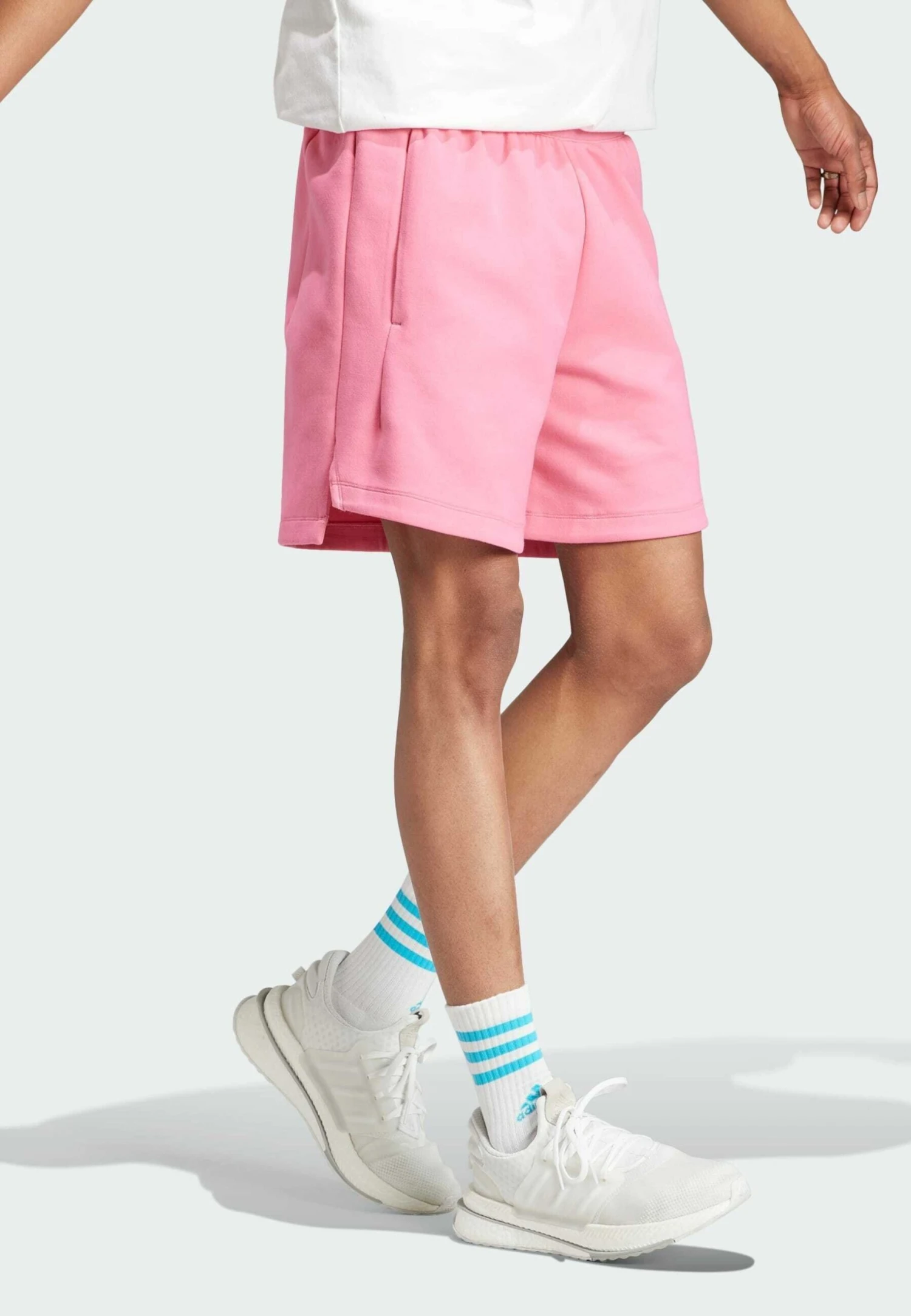 Adidas Sportswear Z N E PremiumPantaloni SportiviPink Fusion Uomo Bermuda ADQ22F00K-J11 7 Adidas Sportswear Z N E PremiumPantaloni SportiviPink Fusion Uomo Bermuda ADQ22F00K-J11 - immagine 5