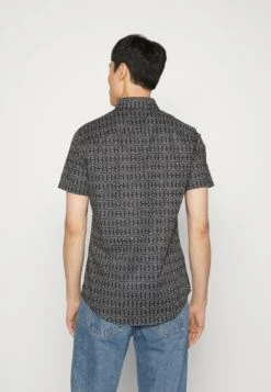 Armani Exchange CamiciaBlack Uomo Camicie ARC22D02H-Q11 -Negozio Di Abbigliamento Zalando 9b459da2646d4260997701a4fbf40d63