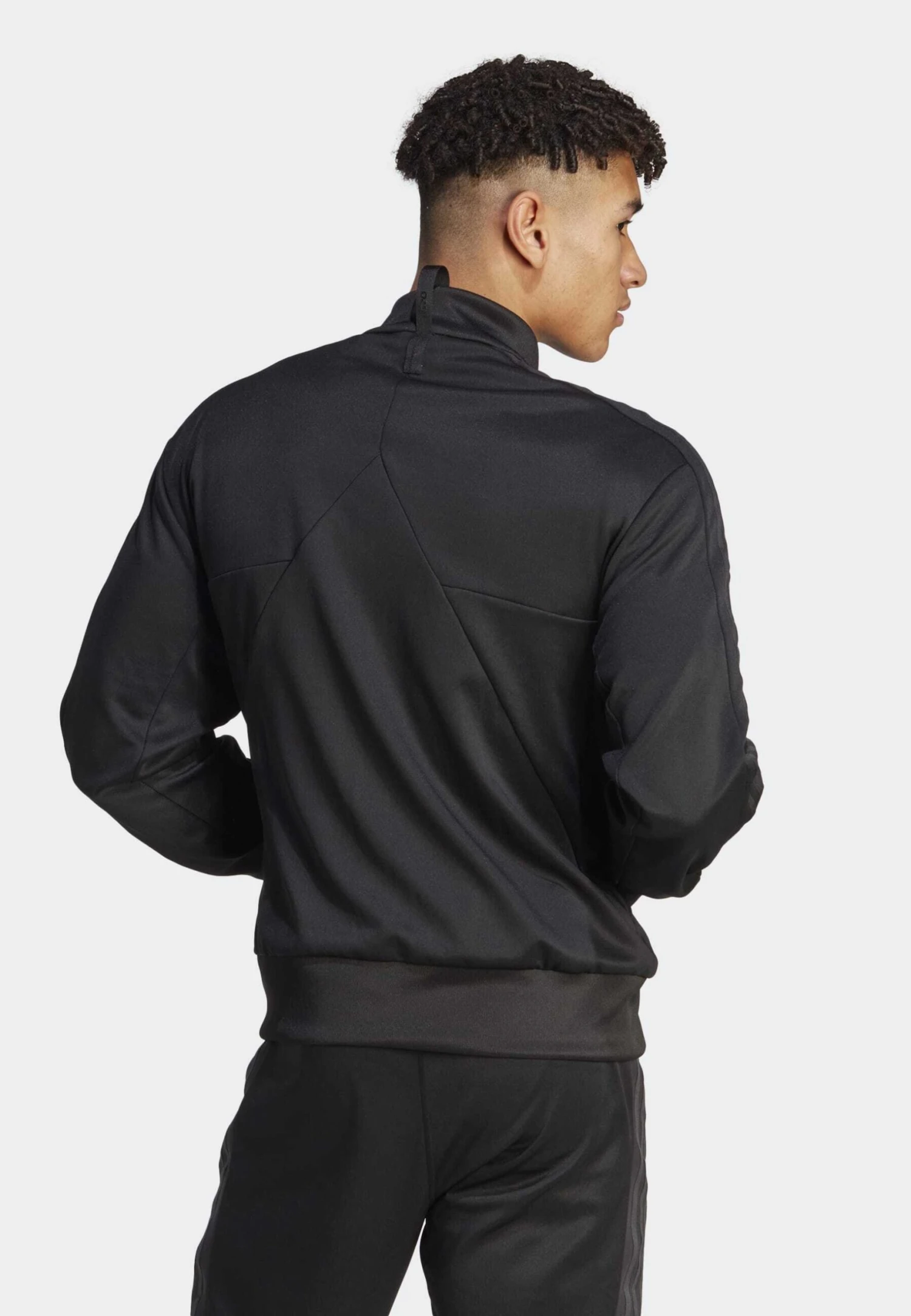 Adidas Sportswear M Tiro TtGiacca SportivaBlack Uomo Pantaloni Sportivi E Joggers ADQ22T00Q-Q11 4 Adidas Sportswear M Tiro TtGiacca SportivaBlack Uomo Pantaloni Sportivi E Joggers ADQ22T00Q-Q11 - immagine 2