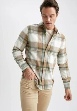 DeFacto Regular FitCamiciaBeige Uomo Camicie DEZ22D0O6-B11