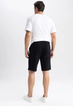 DeFacto Regular Fit Pantaloni SportiviBlack Uomo Pantaloni Sportivi E Joggers DEZ22F0DU-Q11 8 DeFacto Regular Fit Pantaloni SportiviBlack Uomo Pantaloni Sportivi E Joggers DEZ22F0DU-Q11 -Negozio Di Abbigliamento Zalando 9ebb2cf47f3b4a9d8782939efdcb0713