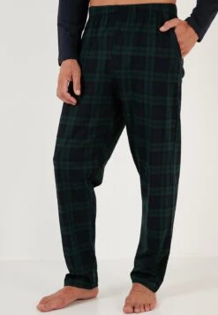 Regular Fit SetPigiamaDark Blue Uomo Per La Notte BUS82M001-K11 12 Regular Fit SetPigiamaDark Blue Uomo Per La Notte BUS82M001-K11 -Negozio Di Abbigliamento Zalando a004f13cdc74421fb5e9ee53cbe15f2f