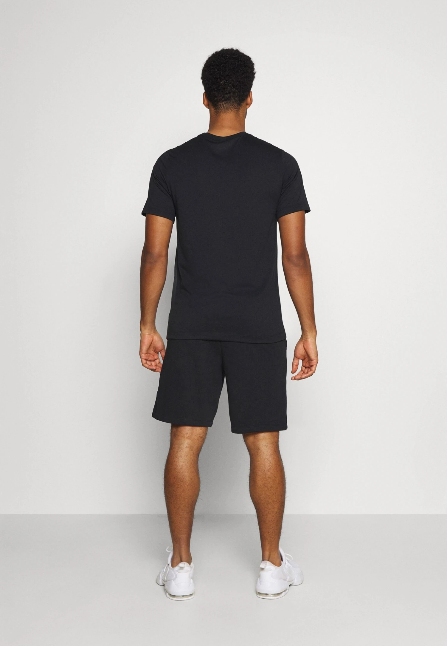 Nike Performance ShortPantaloncini SportiviBlack/White Uomo Bermuda N1242E1LR-Q11 5 Nike Performance ShortPantaloncini SportiviBlack/White Uomo Bermuda N1242E1LR-Q11 - immagine 3