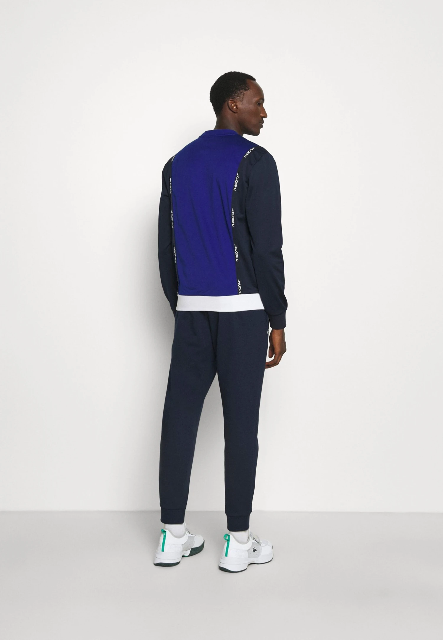 Lacoste Sport JogpantPantaloni SportiviNavy Blau Uomo Pantaloni Sportivi E Joggers L0642E02S-K11 5 Lacoste Sport JogpantPantaloni SportiviNavy Blau Uomo Pantaloni Sportivi E Joggers L0642E02S-K11 - immagine 3