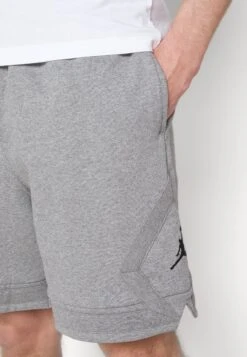 Jordan Pantaloni SportiviCarbon Heather/Black Uomo Pantaloni Sportivi E Joggers JOC22F027-C11 17 Jordan Pantaloni SportiviCarbon Heather/Black Uomo Pantaloni Sportivi E Joggers JOC22F027-C11 -Negozio Di Abbigliamento Zalando a8d57c27fba54624928e4ba4465fd06c