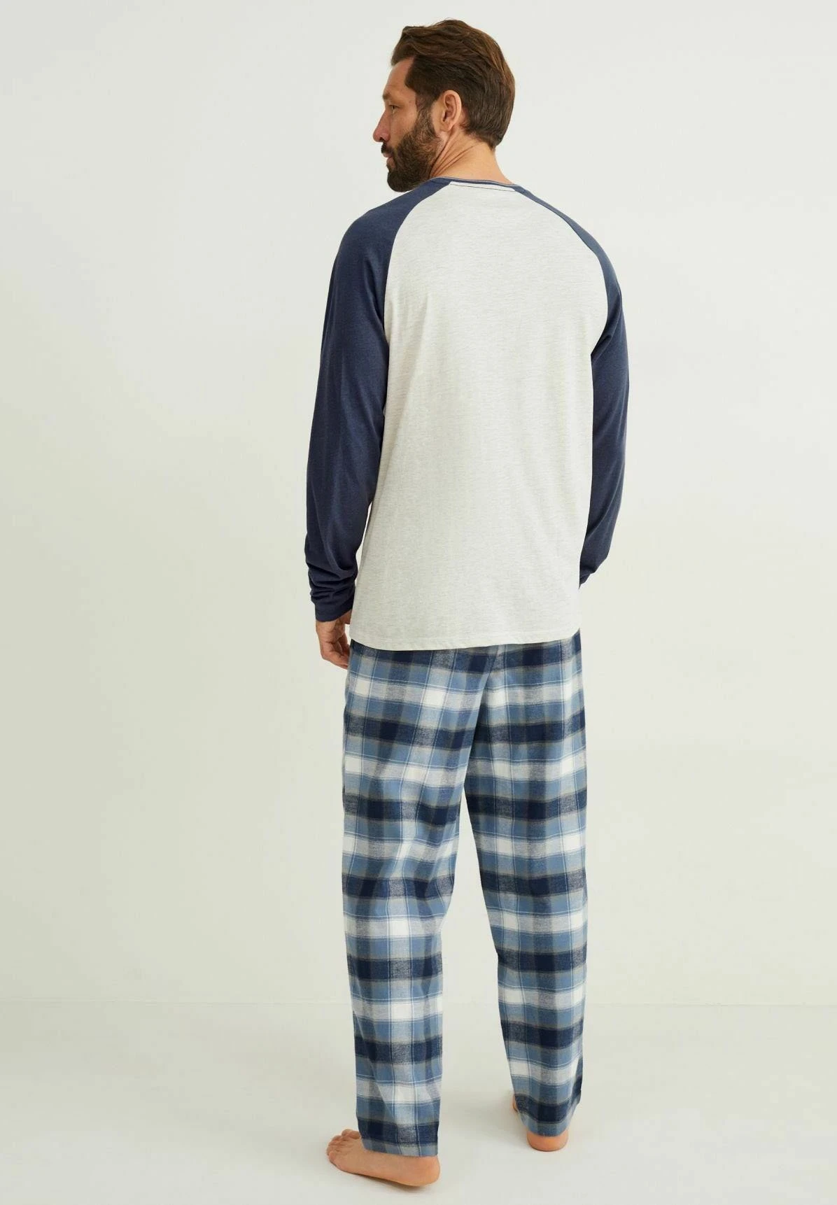 SetPigiamaDark Blue Uomo Per La Notte C6F82M04H-K11 4 SetPigiamaDark Blue Uomo Per La Notte C6F82M04H-K11 - immagine 2