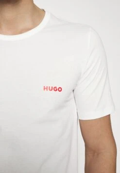 Hugo 3 PackMaglia Del PigiamaWhite Uomo Per La Notte HU782N00E-A11 15 Hugo 3 PackMaglia Del PigiamaWhite Uomo Per La Notte HU782N00E-A11 -Negozio Di Abbigliamento Zalando ab8c11dba3b843ef91dbe31339521292