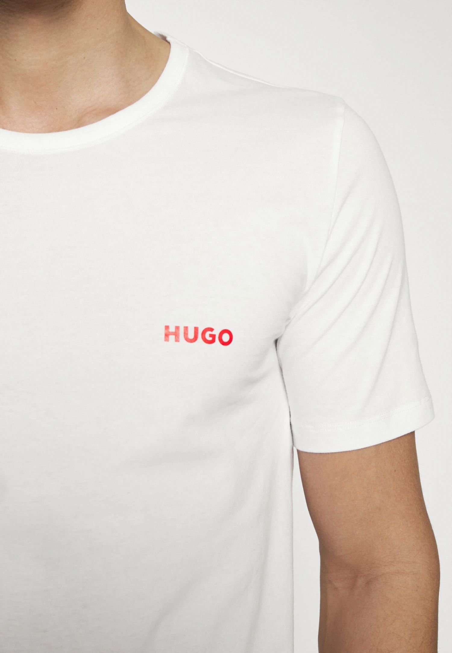 Hugo 3 PackMaglia Del PigiamaWhite Uomo Per La Notte HU782N00E-A11 9 Hugo 3 PackMaglia Del PigiamaWhite Uomo Per La Notte HU782N00E-A11 - immagine 7