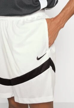 Nike Performance Icon ShortPantaloncini SportiviWhite/Black Uomo Bermuda N1242E2O3-A11 13 Nike Performance Icon ShortPantaloncini SportiviWhite/Black Uomo Bermuda N1242E2O3-A11 -Negozio Di Abbigliamento Zalando b0b8492c02864dce8a109a47e33d9e45