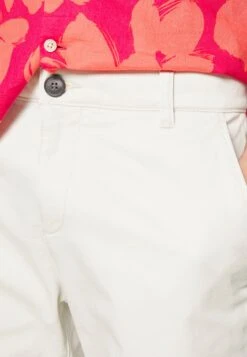 Tom Tailor Shorts - Creme 11 Tom Tailor Shorts - Creme -Negozio Di Abbigliamento Zalando b853be6dacea41b99eff71f2d223329e