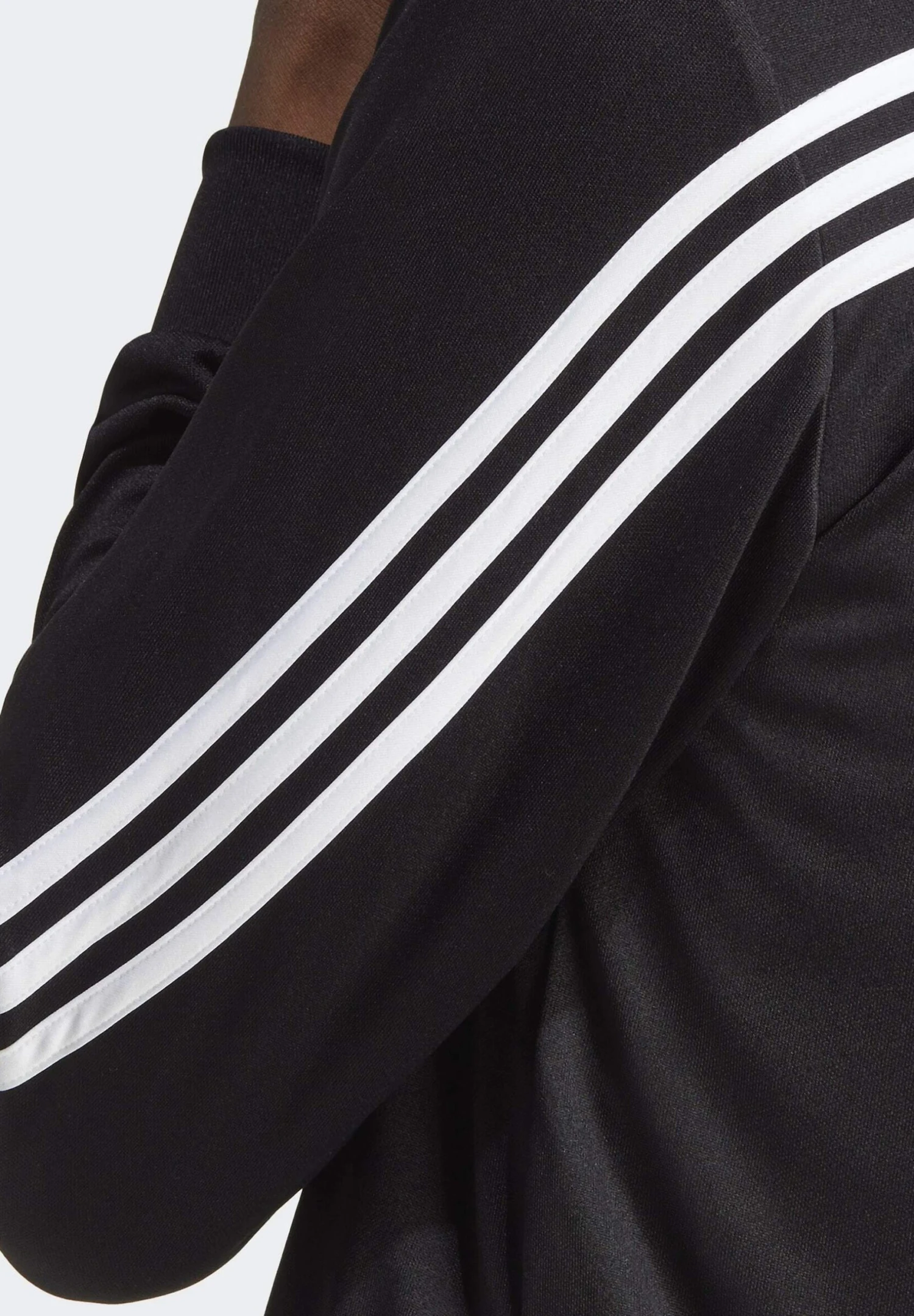 Adidas Sportswear M 3S Dk TsTutaBlack White Uomo Pantaloni Sportivi E Joggers ADQ42K007-Q11 5 Adidas Sportswear M 3S Dk TsTutaBlack White Uomo Pantaloni Sportivi E Joggers ADQ42K007-Q11 - immagine 3