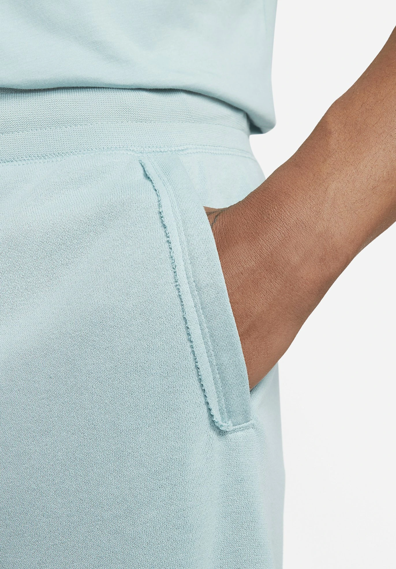 Nike Sportswear M Club Alumni Hbr Ft Pantaloni SportiviMineral White White Uomo Pantaloni Sportivi E Joggers NI122F088-M13 6 Nike Sportswear M Club Alumni Hbr Ft Pantaloni SportiviMineral White White Uomo Pantaloni Sportivi E Joggers NI122F088-M13 - immagine 4