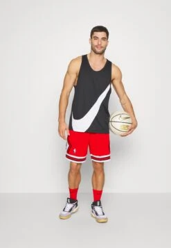 Mitchell & Ness Nba Chicago Bulls Swingman ShortPantaloncini SportiviRed Uomo Bermuda MN842E00K-G12 -Negozio Di Abbigliamento Zalando bbd77bbd9cac41b798a309f01d46f130