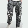 Adidas Sportswear Idas Future Icons Allover Print Pantaloni SportiviWhite Black Uomo Pantaloni Sportivi E Joggers ADQ22E00Z-A11 2 Adidas Sportswear Idas Future Icons Allover Print Pantaloni SportiviWhite Black Uomo Pantaloni Sportivi E Joggers ADQ22E00Z-A11 -Negozio Di Abbigliamento Zalando bd1f6b89571842e3bab707f94a673d0f