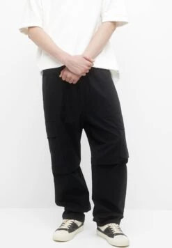 PULL & BEAR JoggerPantaloni SportiviBlack Uomo Pantaloni Sportivi E Joggers PUC22E0ER-Q11