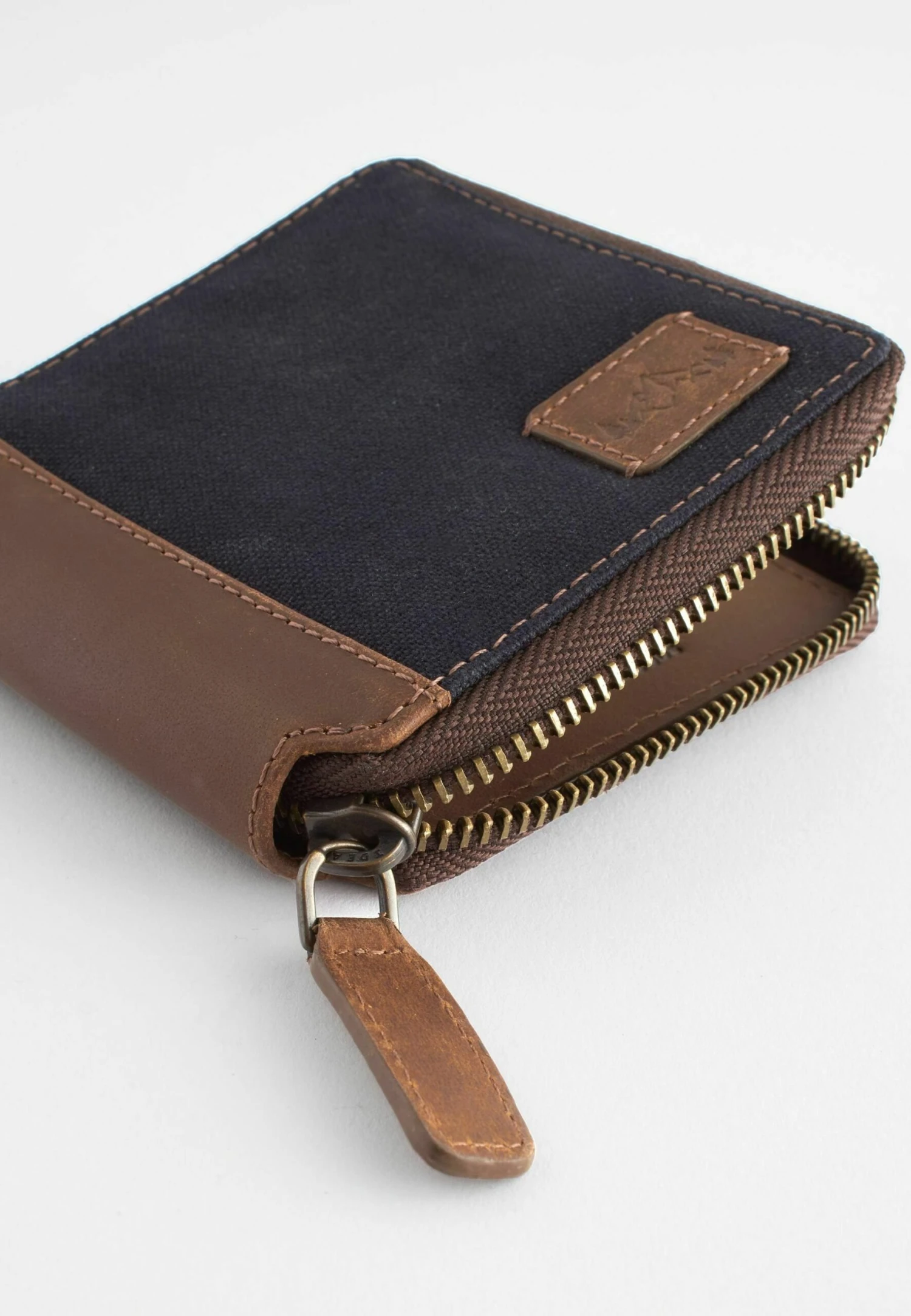 Next Zip-AroundPortafoglioNavy Blue Uomo Portafogli E Custodie NX352F02H-K11 6 Next Zip-AroundPortafoglioNavy Blue Uomo Portafogli E Custodie NX352F02H-K11 - immagine 4