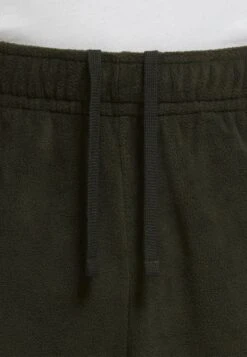 Nike Sportswear Pantaloni SportiviDark Green Uomo Pantaloni Sportivi E Joggers NI121A0LQ-M11 7 Nike Sportswear Pantaloni SportiviDark Green Uomo Pantaloni Sportivi E Joggers NI121A0LQ-M11 -Negozio Di Abbigliamento Zalando c41a2263e3474fd89e84cf1e04184bf3