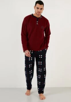 Set Regular FitPigiamaBordeaux Uomo Per La Notte BUS82M000-G11 10 Set Regular FitPigiamaBordeaux Uomo Per La Notte BUS82M000-G11 -Negozio Di Abbigliamento Zalando c46e793a5bf442d1b3ea1a7a3e5ef200