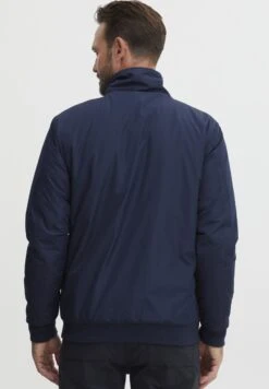 FqlaugeGiacca SportivaNavy Blazer Uomo Pantaloni Sportivi E Joggers FQ122T00N-K11 11 FqlaugeGiacca SportivaNavy Blazer Uomo Pantaloni Sportivi E Joggers FQ122T00N-K11 -Negozio Di Abbigliamento Zalando c547e0ec604440c8afece727acf17867