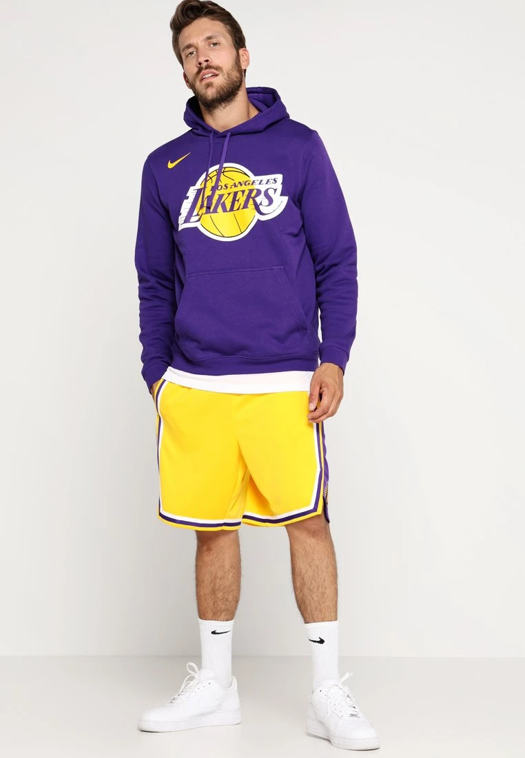 Nike Performance La Lakers Nba Swingman ShortPantaloncini SportiviAmarillo/Field Purple/White Uomo Bermuda N1242E0TZ-E11 4 Nike Performance La Lakers Nba Swingman ShortPantaloncini SportiviAmarillo/Field Purple/White Uomo Bermuda N1242E0TZ-E11 - immagine 2