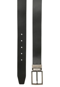 Bugatti CinturaBlack Uomo Cinture BU152D021-Q11 8 Bugatti CinturaBlack Uomo Cinture BU152D021-Q11 -Negozio Di Abbigliamento Zalando dee584c0deac4577aad654a974b682ae