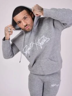 SignaturePantaloni SportiviGris Clair Uomo Pantaloni Sportivi E Joggers PRK22E02L-C11 13 SignaturePantaloni SportiviGris Clair Uomo Pantaloni Sportivi E Joggers PRK22E02L-C11 -Negozio Di Abbigliamento Zalando dfd5fa63d7e34eb3b95924727487b36d