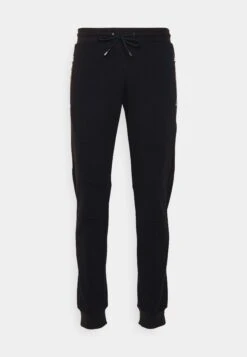 Antony Morato Fleece Slim Fit Blend With Rubber Injection LogoPantaloni SportiviBlack Uomo Pantaloni Sportivi E Joggers A1822E050-Q11 -Negozio Di Abbigliamento Zalando e3aade37646f4fc18041920c92efc637