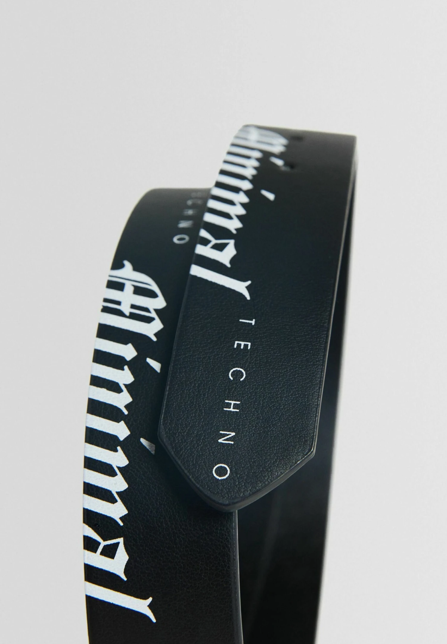 BERSHKA SloganCinturaBlack Uomo Cinture BEJ52D01D-Q11 7 BERSHKA SloganCinturaBlack Uomo Cinture BEJ52D01D-Q11 - immagine 5