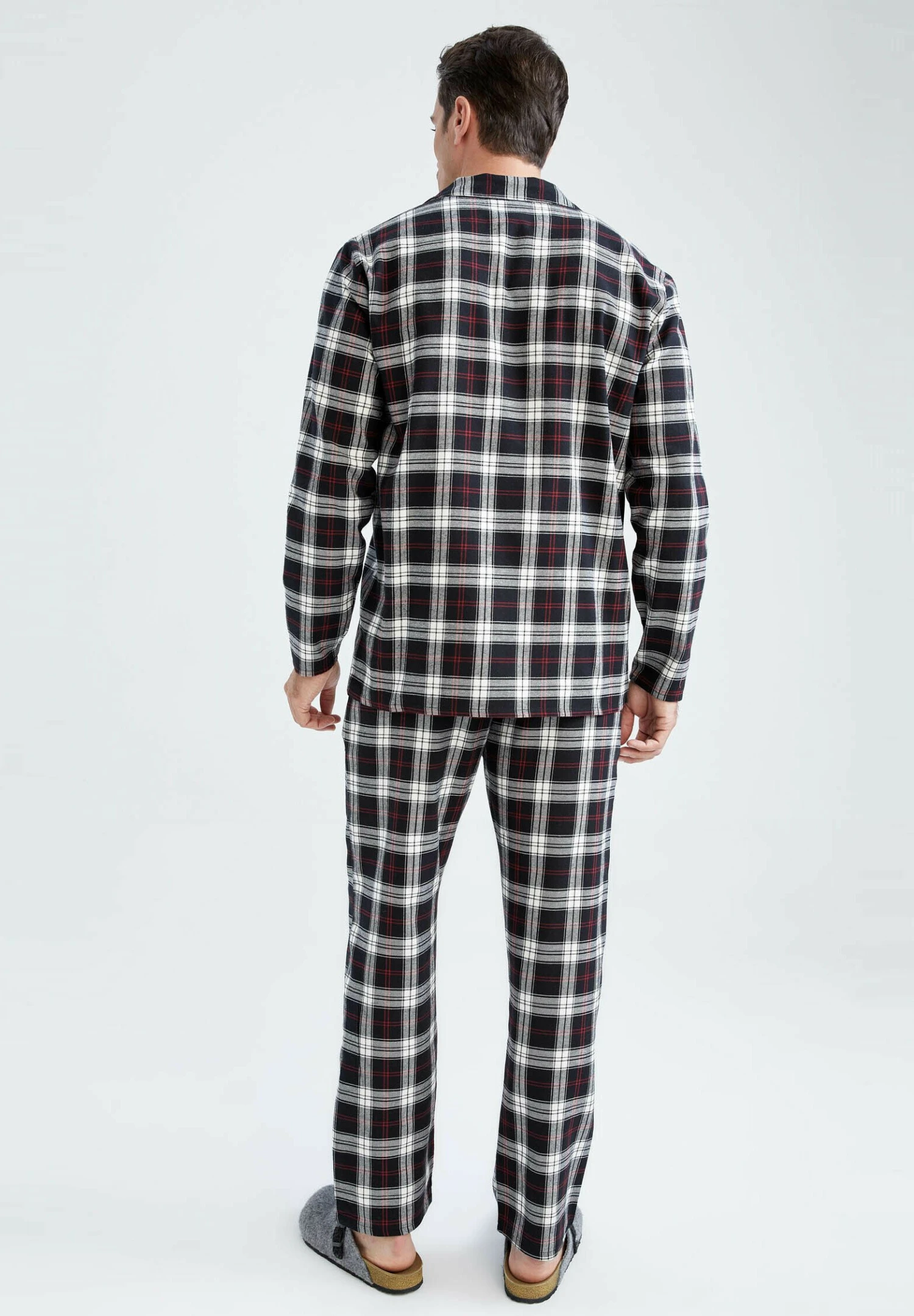 DeFacto Set Regular Fit- Pigiama - Black 4 DeFacto Set Regular Fit- Pigiama - Black - immagine 2