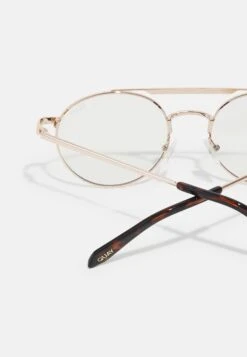 QUAY AUSTRALIA UnisexOcchiali Anti Luce BluGold-Coloured/Clear Uomo Occhiali Per Luce Blu Q0154K01X-F11 9 QUAY AUSTRALIA UnisexOcchiali Anti Luce BluGold-Coloured/Clear Uomo Occhiali Per Luce Blu Q0154K01X-F11 -Negozio Di Abbigliamento Zalando eb10ace149da4a31a848d42bed94091d