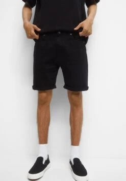PULL & BEAR Bermuda With Turn-Up Hems - Shorts Di Jeans - Black