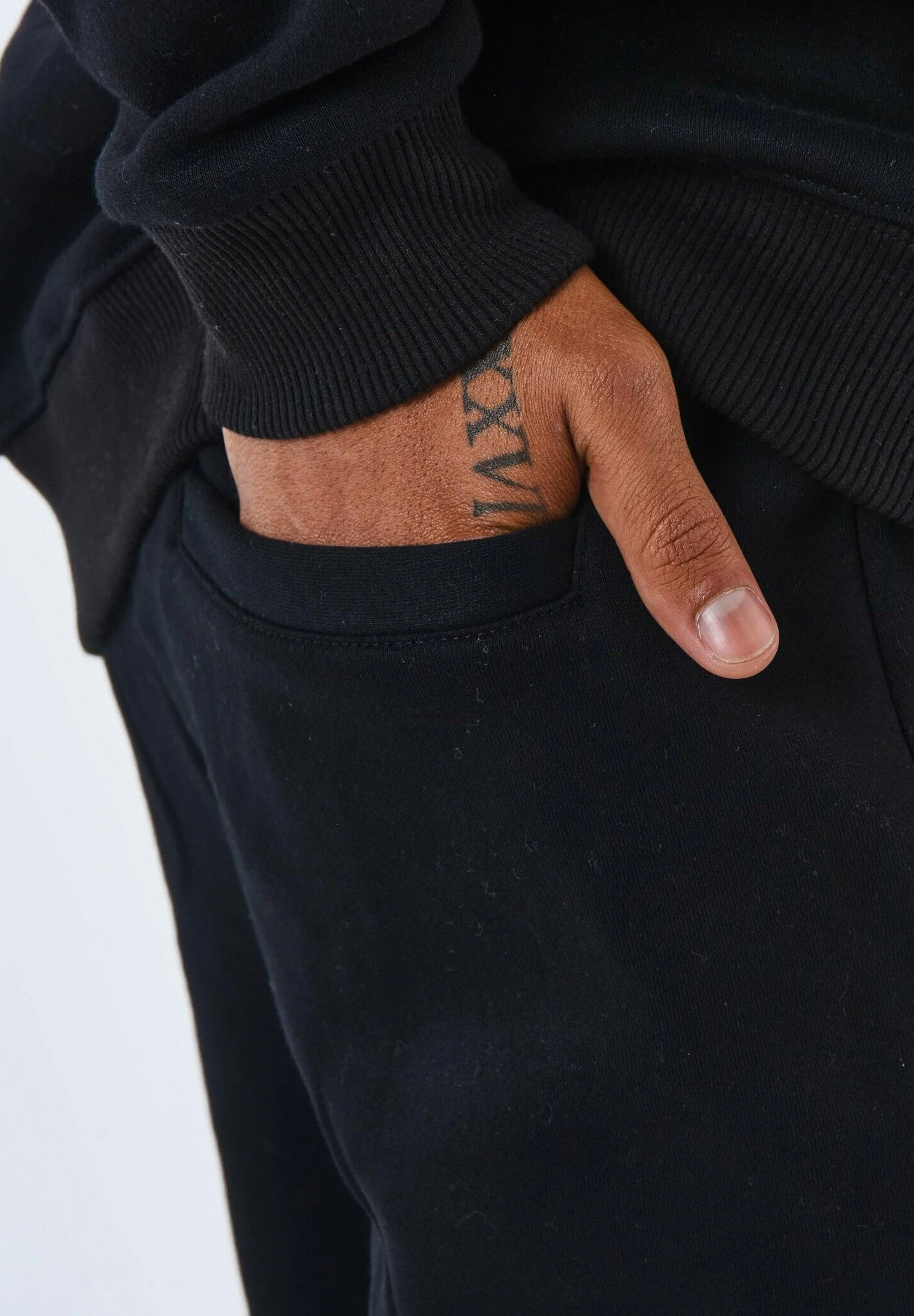 Bas DePantaloni SportiviNoir Uomo Pantaloni Sportivi E Joggers PRK22E053-Q11 6 Bas DePantaloni SportiviNoir Uomo Pantaloni Sportivi E Joggers PRK22E053-Q11 - immagine 5