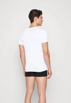 JBS All Year Gift BoxPigiamaBlack/White Uomo Per La Notte JBA82M009-Q11 10 JBS All Year Gift BoxPigiamaBlack/White Uomo Per La Notte JBA82M009-Q11 -Negozio Di Abbigliamento Zalando f05943f44a7b49daa4069332c2267997