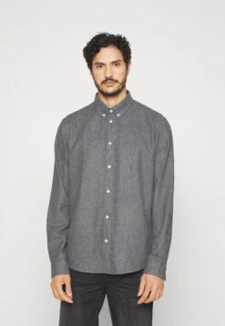 Minimum Waynes CamiciaGrey Melange Uomo Camicie MI422D0AV-C11 11 Minimum Waynes CamiciaGrey Melange Uomo Camicie MI422D0AV-C11 -Negozio Di Abbigliamento Zalando f60aab14faab4e4a81476e2fc99f4b88