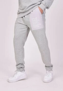 Pantaloni SportiviGris Clair Uomo Pantaloni Sportivi E Joggers PRK22E02I-C11 10 Pantaloni SportiviGris Clair Uomo Pantaloni Sportivi E Joggers PRK22E02I-C11 -Negozio Di Abbigliamento Zalando f74292557bcc4f9dab9e5440abcd94d3