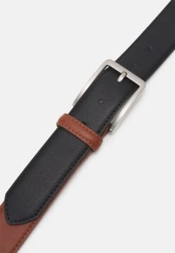 Pier One 2 PackCinturaBrown/Black Uomo Cinture PI952D03C-O11 -Negozio Di Abbigliamento Zalando fb14f6f6b7aa41dca88552f56bc3e027