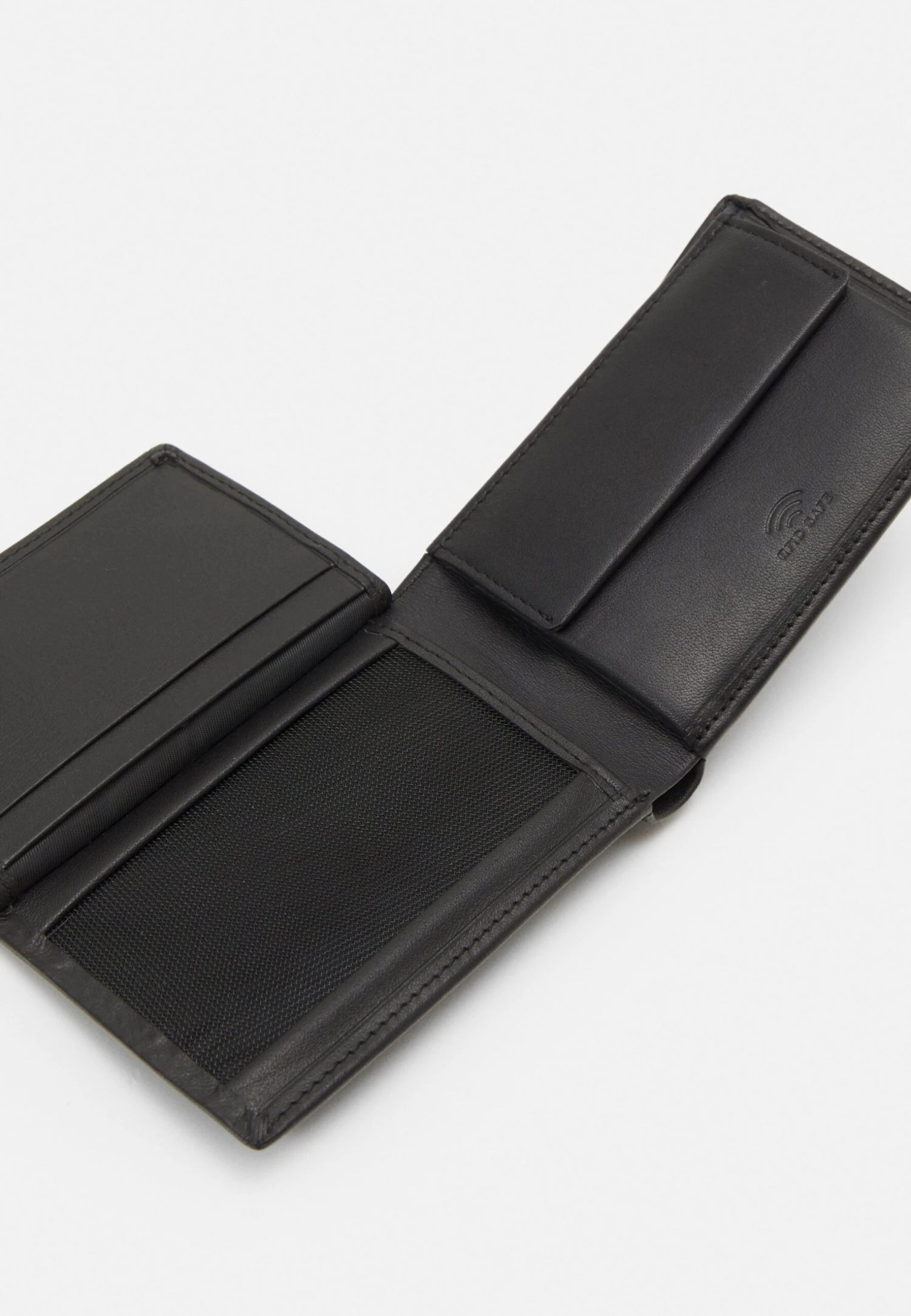 Bogner Aspen Nelio BillfoldPortafoglioBlack Uomo Portafogli E Custodie BO752F001-Q11 6 Bogner Aspen Nelio BillfoldPortafoglioBlack Uomo Portafogli E Custodie BO752F001-Q11 - immagine 4